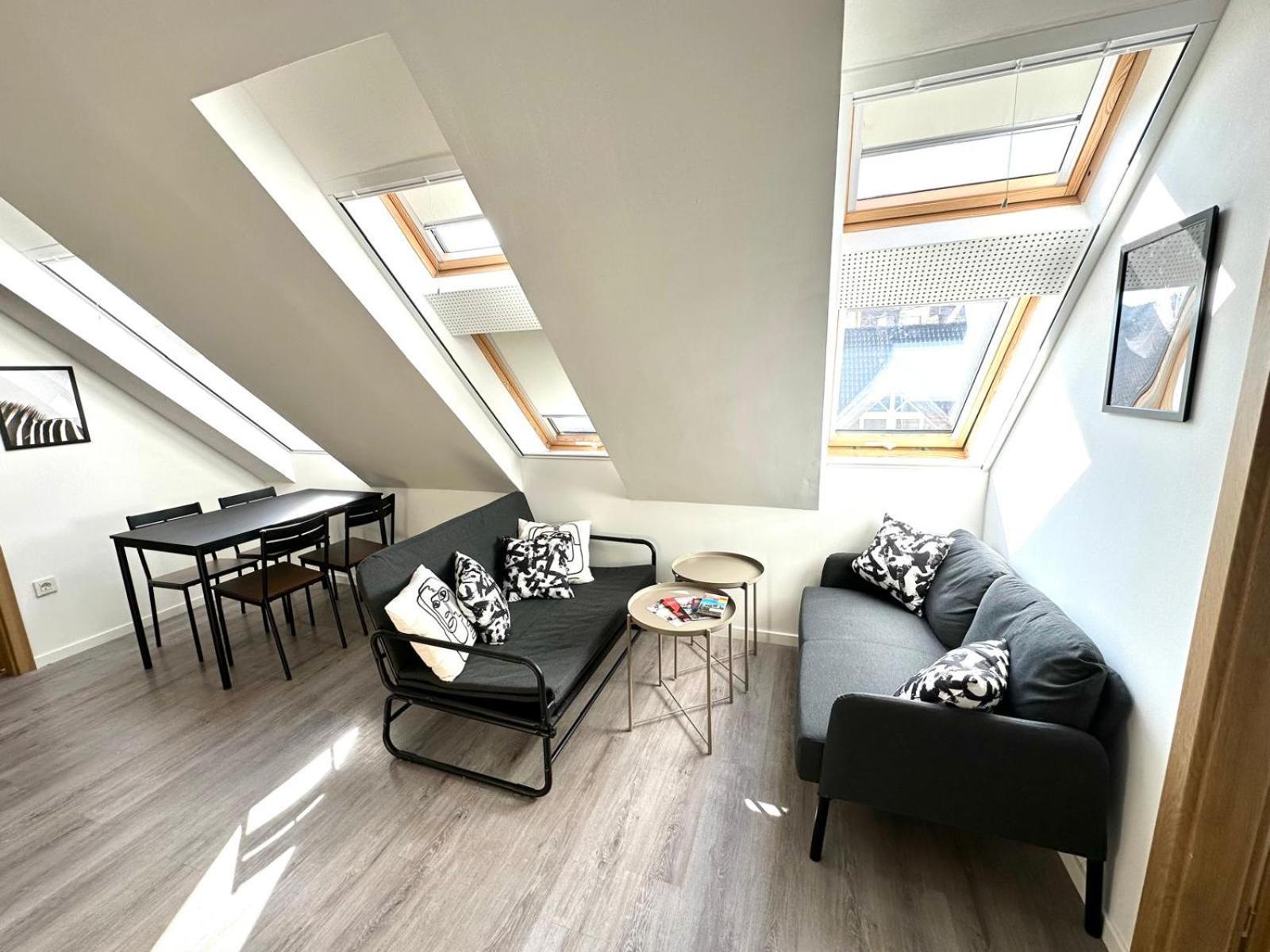 Palace Quarter 2 Peaceful Modern Central Top Floor Apartment Budapest Exterior foto